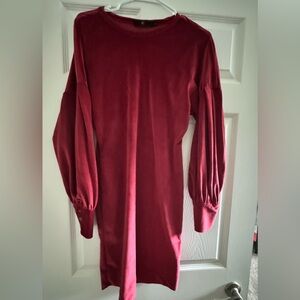 Elegant Red Long-Sleeve Dress
